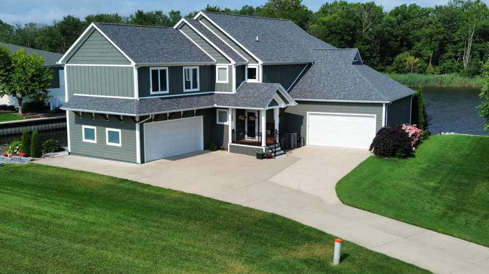 2545 Bay Pointe Drive St. Joseph, MI 49085