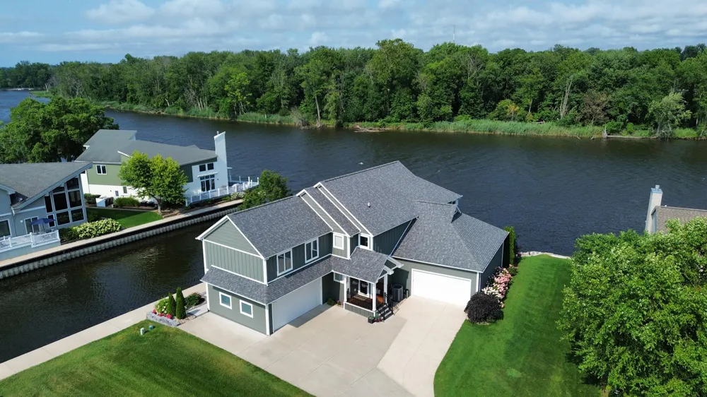 2545 Bay Pointe Drive St. Joseph, MI 49085