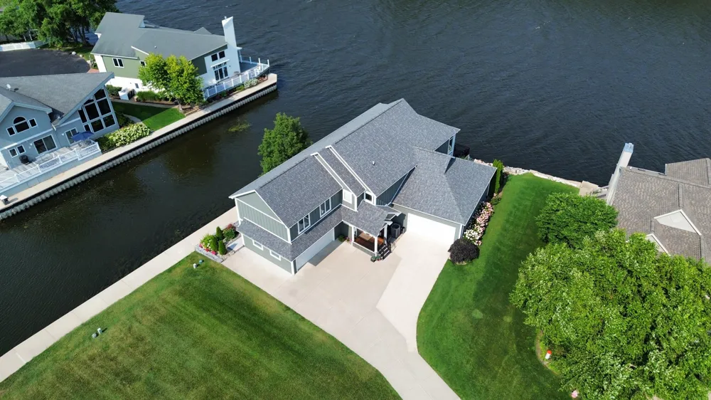 2545 Bay Pointe Drive St. Joseph, MI 49085