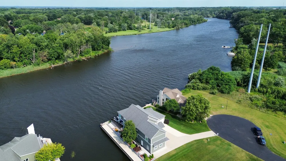 2545 Bay Pointe Drive St. Joseph, MI 49085