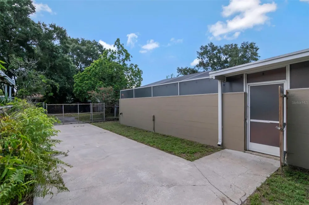 311 GOMEZ AVENUE Tampa, FL 33609