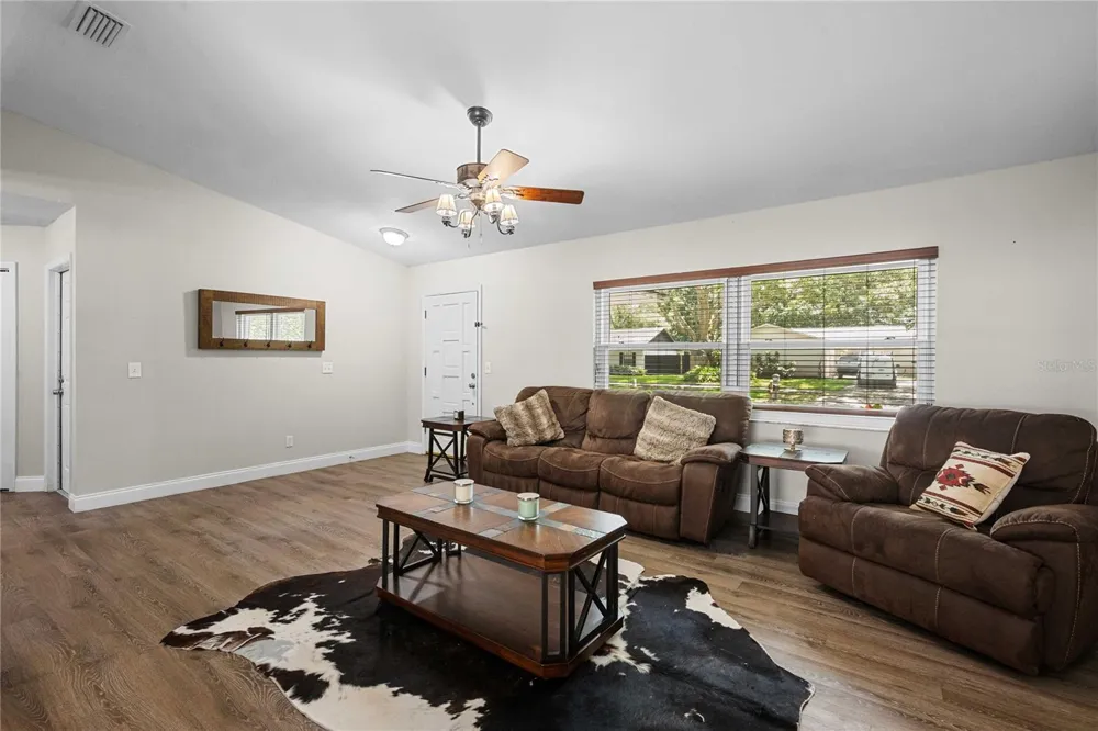 2423 FORREST CREST CIR Lutz, FL 33549