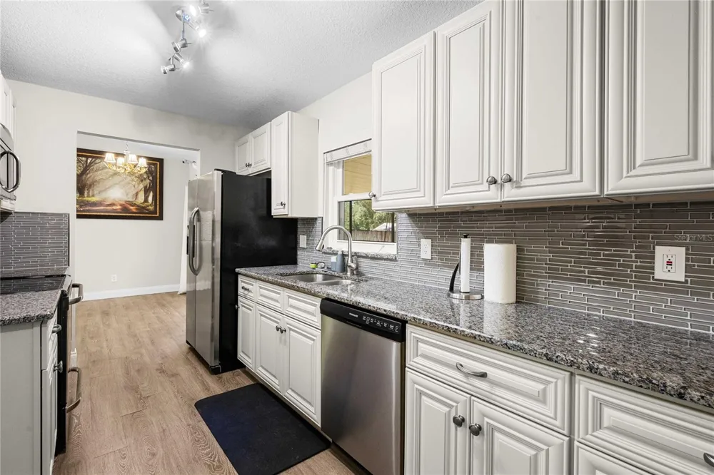 2423 FORREST CREST CIR Lutz, FL 33549