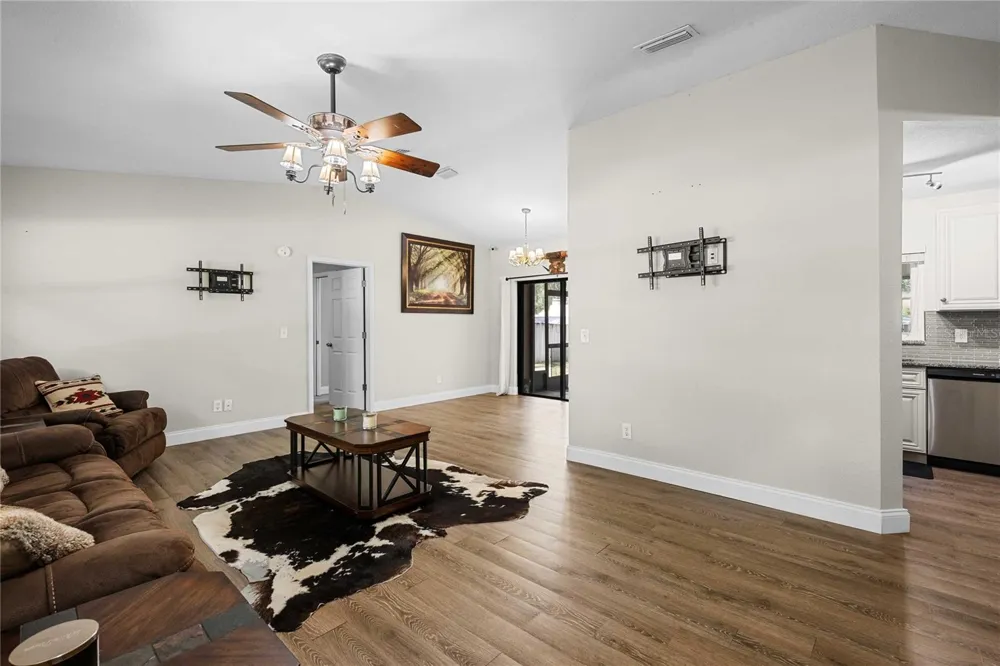2423 FORREST CREST CIR Lutz, FL 33549