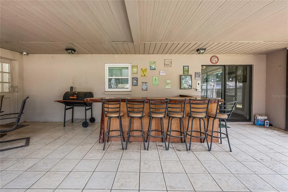 2423 FORREST CREST CIR Lutz, FL 33549