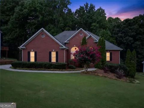 1270 Harvest LN
