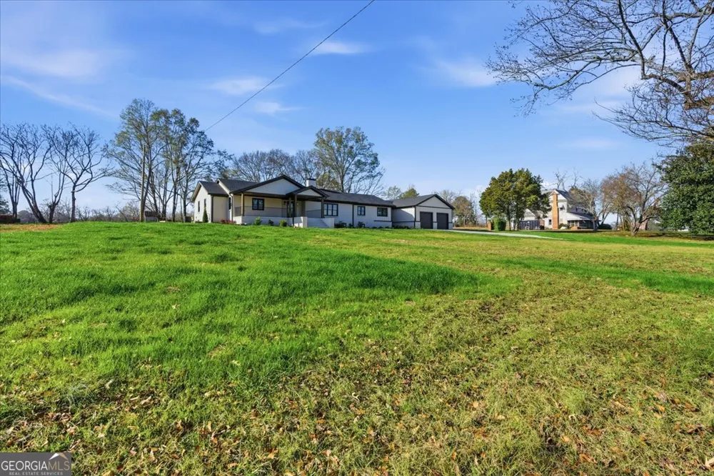 32 Church ST Taylorsville, GA 30178