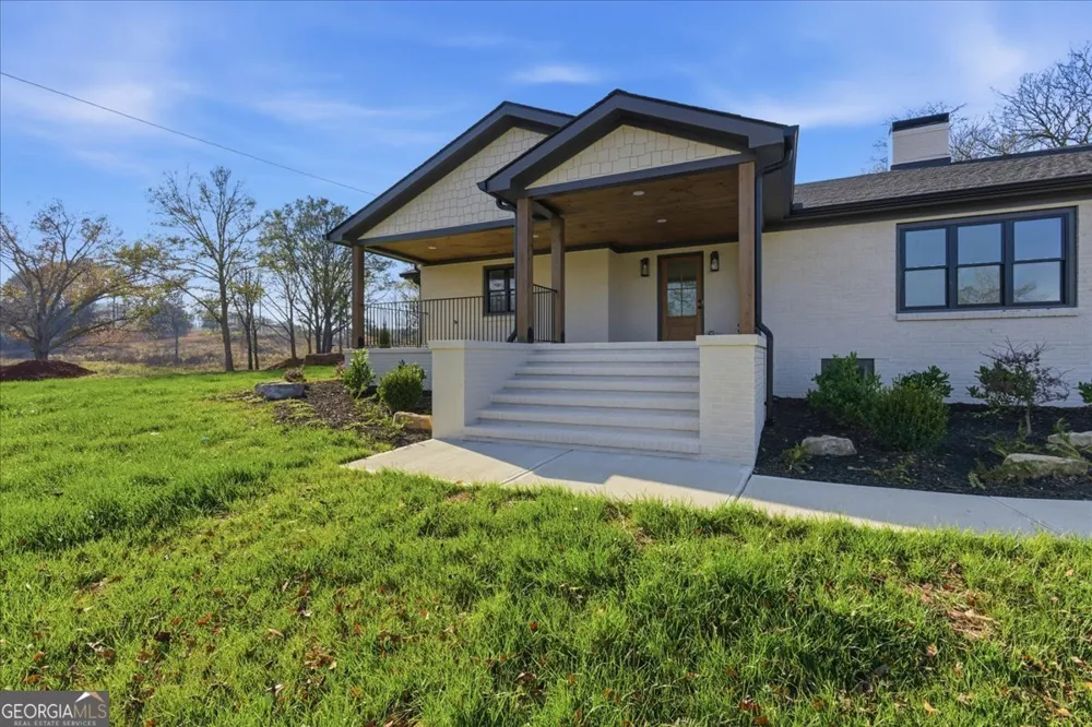 32 Church ST Taylorsville, GA 30178