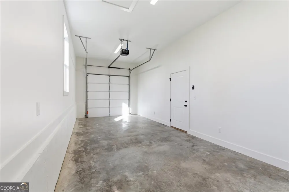 32 Church ST Taylorsville, GA 30178