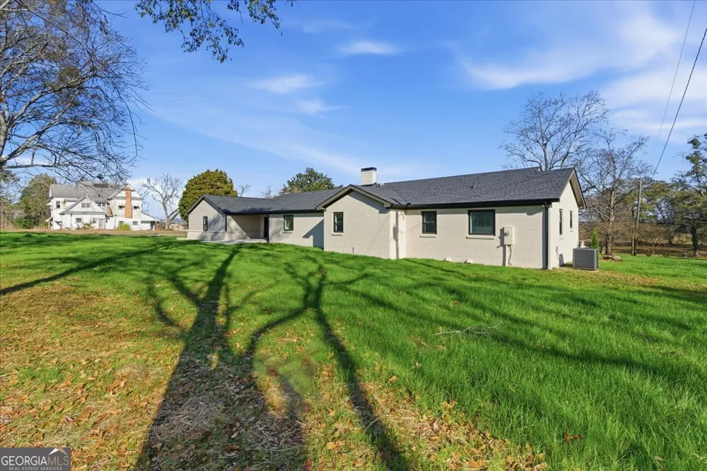 32 Church ST Taylorsville, GA 30178