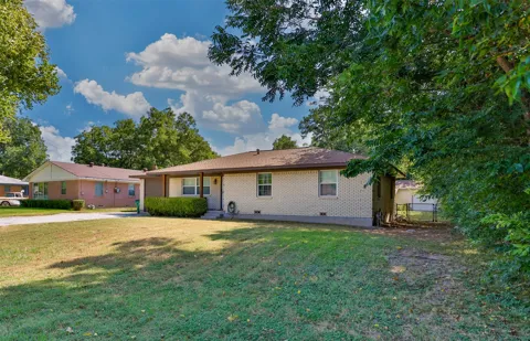 1634 Old Denton Road