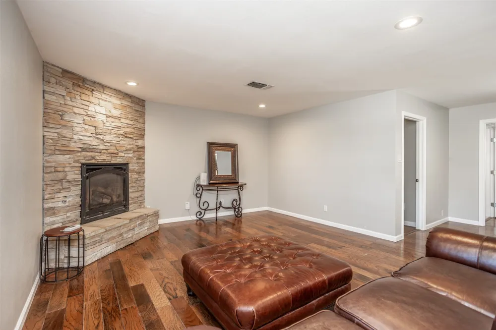 1634 Old Denton Road Gainesville, TX 76240