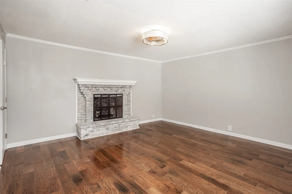1634 Old Denton Road Gainesville, TX 76240