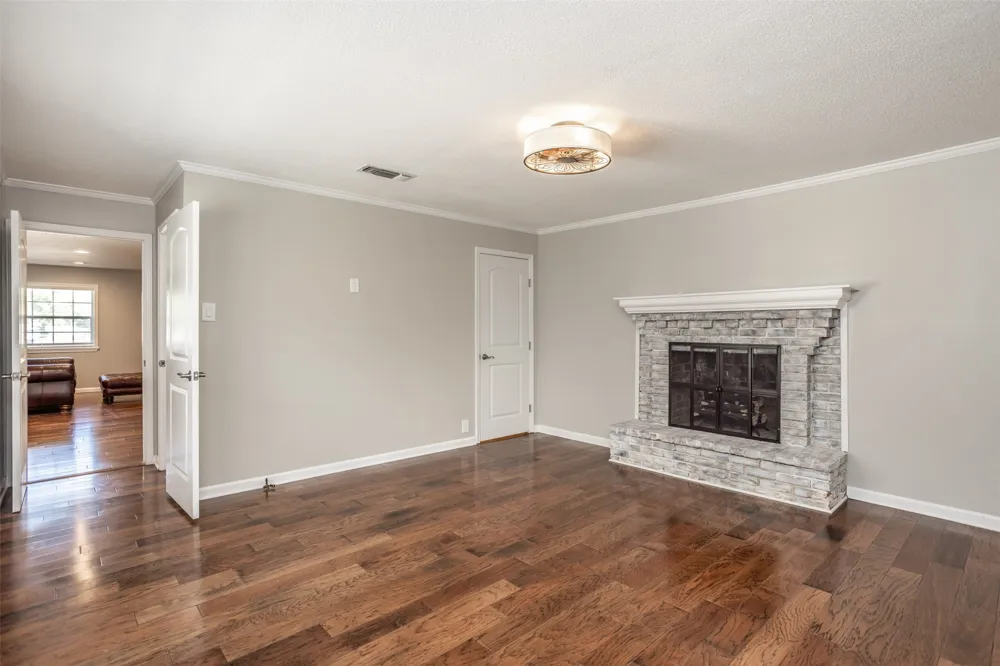 1634 Old Denton Road Gainesville, TX 76240