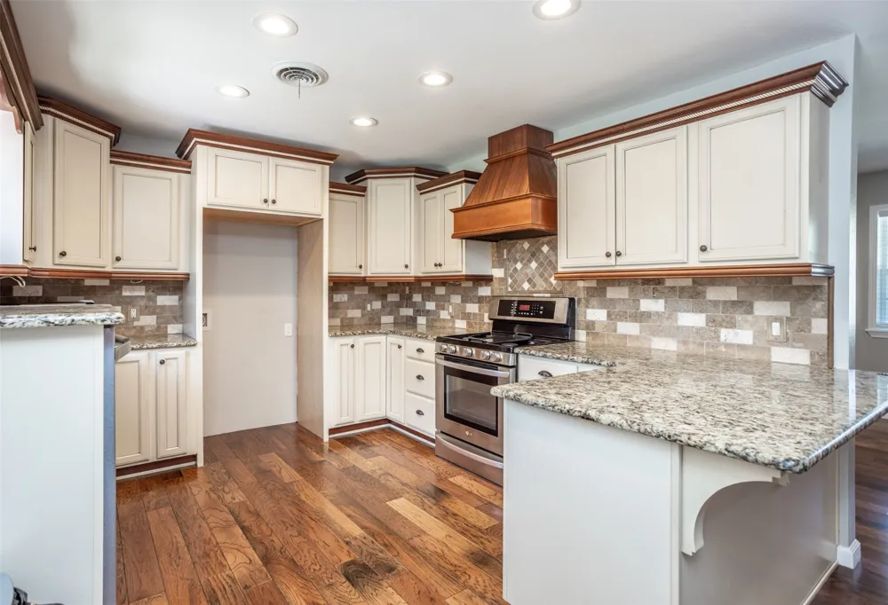 1634 Old Denton Road Gainesville, TX 76240