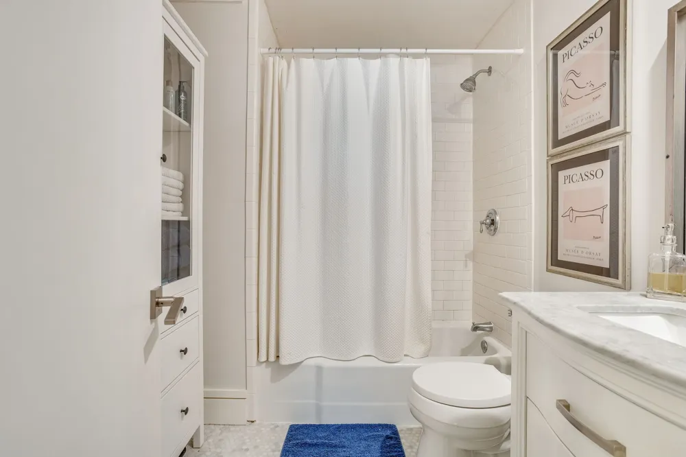 405 Lena Lane Burleson, TX 76028