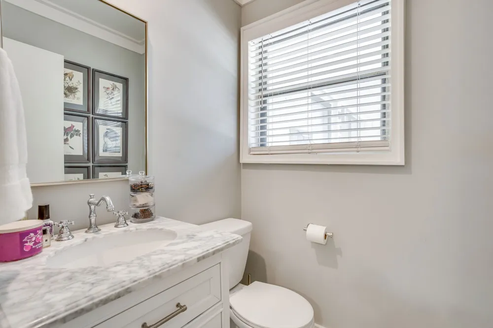 405 Lena Lane Burleson, TX 76028