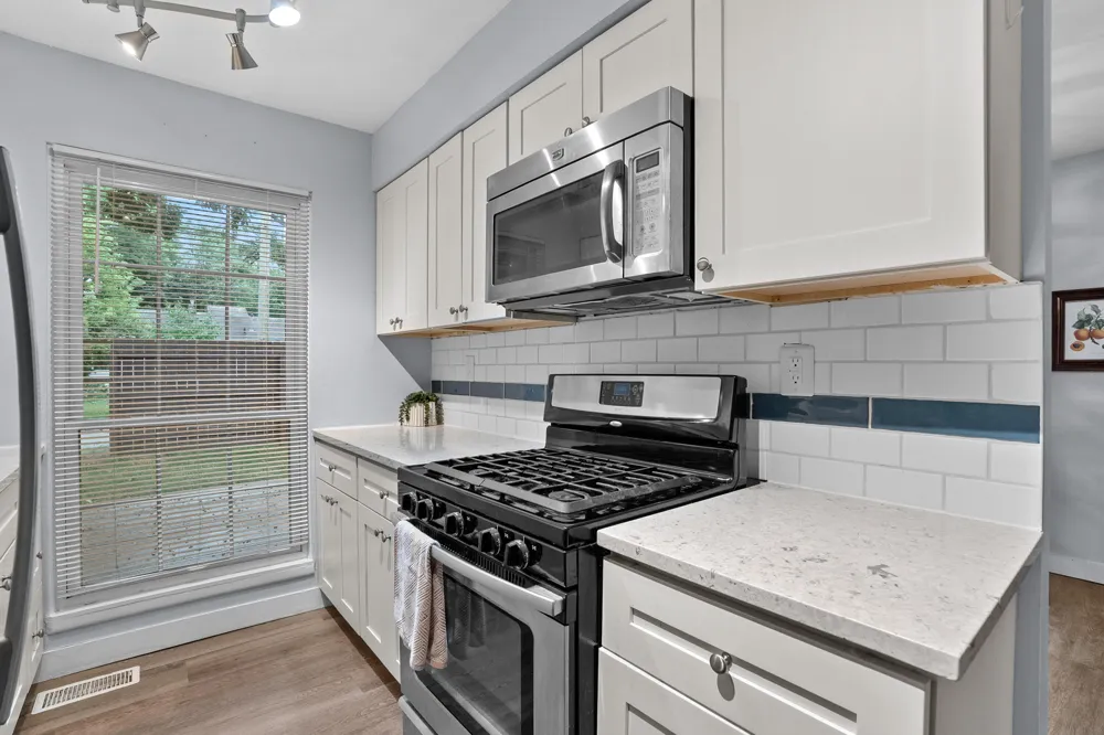 110 Haymac Drive Parchment, MI 49004