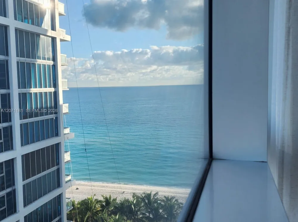 6801 Collins Ave #LPH05 Miami Beach, FL 33141