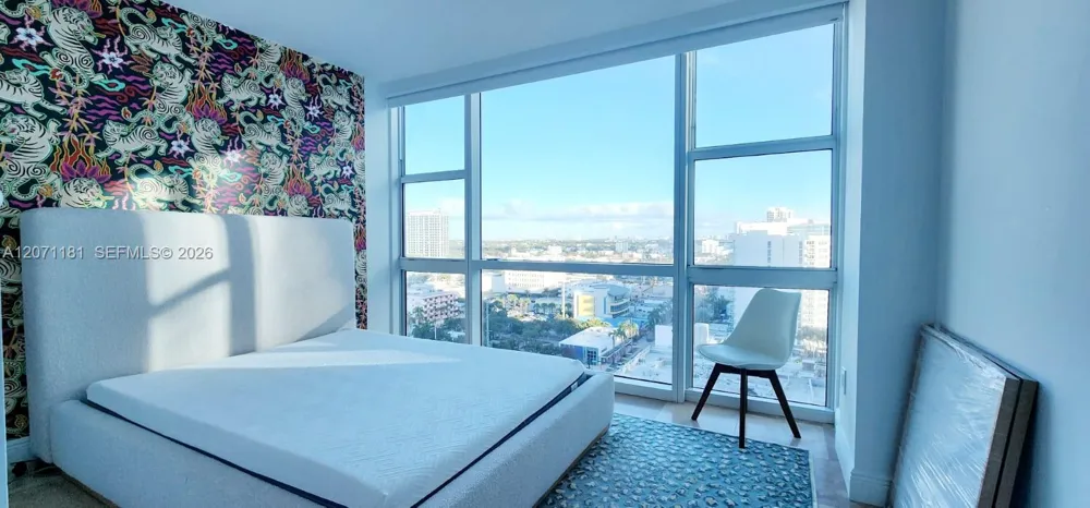 6801 Collins Ave #LPH05 Miami Beach, FL 33141