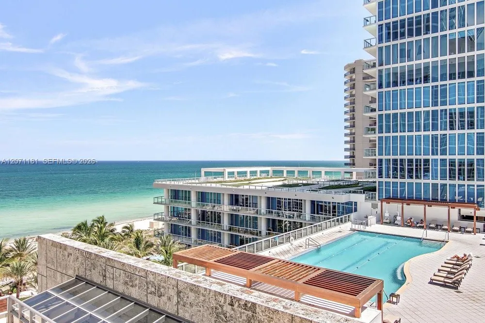 6801 Collins Ave #LPH05 Miami Beach, FL 33141
