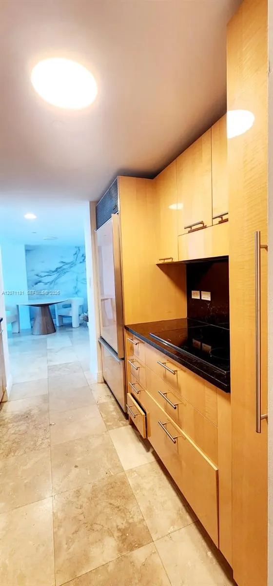 6801 Collins Ave #LPH05 Miami Beach, FL 33141