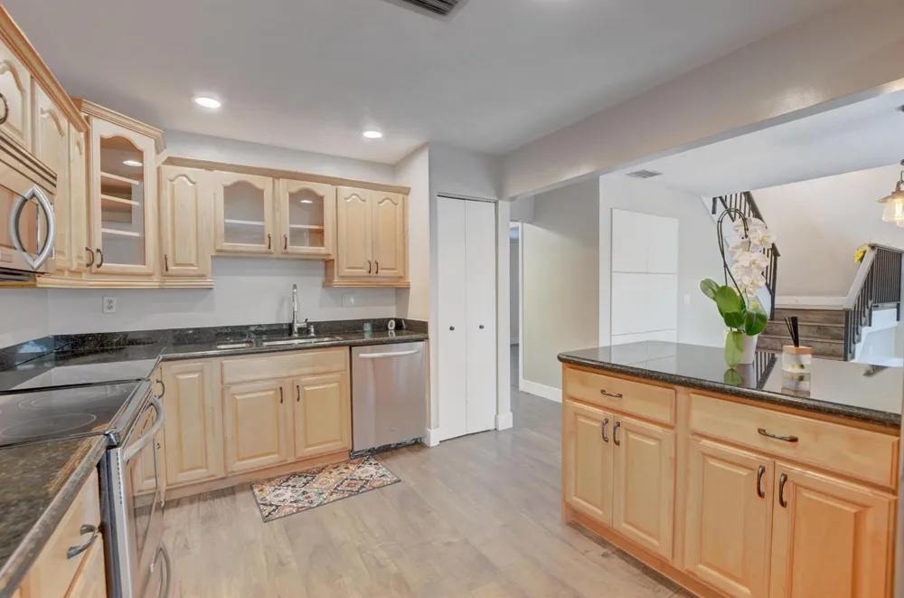 6165 BELLEZA LANE Boca Raton, FL 33433
