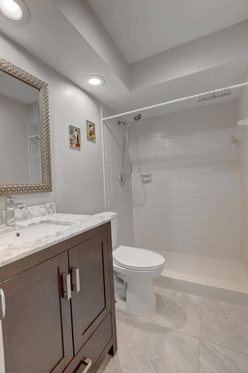 6165 BELLEZA LANE Boca Raton, FL 33433