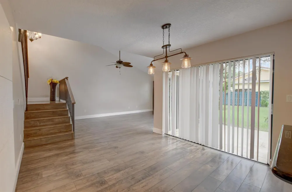 6165 BELLEZA LANE Boca Raton, FL 33433