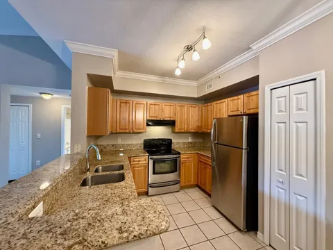 15145 Michelangelo Boulevard #201