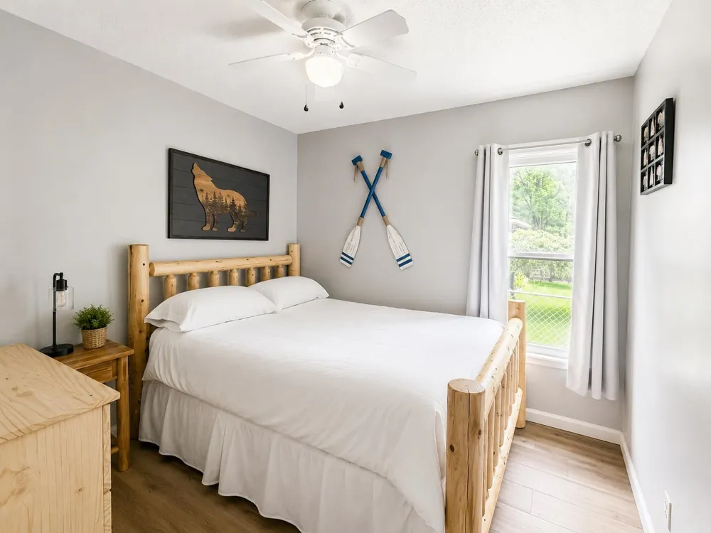 4256 North Spider Lake Road East Bay Township, MI 49696