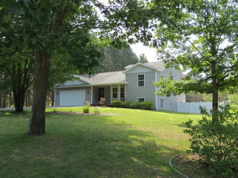 10763 Sweet Lilac Lane
