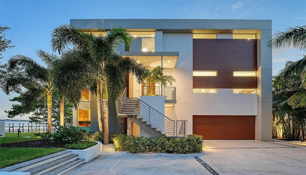 907 35TH AVENUE DRIVE W Palmetto, FL 34221