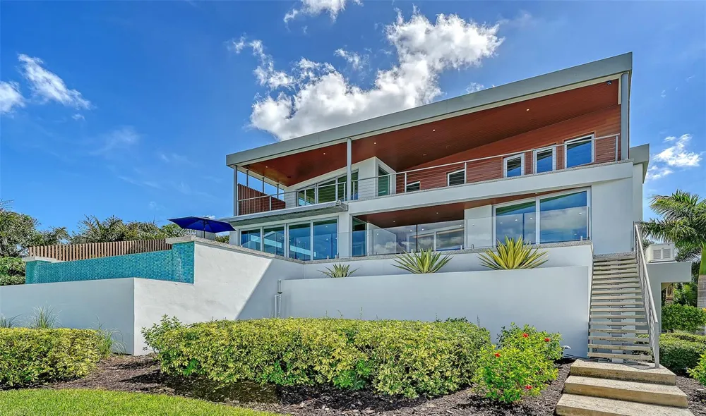 907 35TH AVENUE DRIVE W Palmetto, FL 34221
