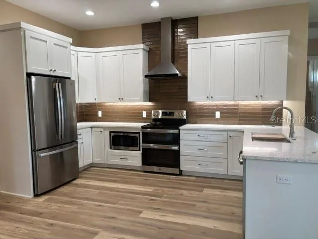 1137 DOROTHY STREET Lakeland, FL 33815