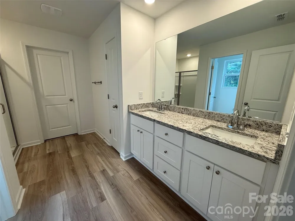 1570 Solitude Court Kannapolis, NC 28081