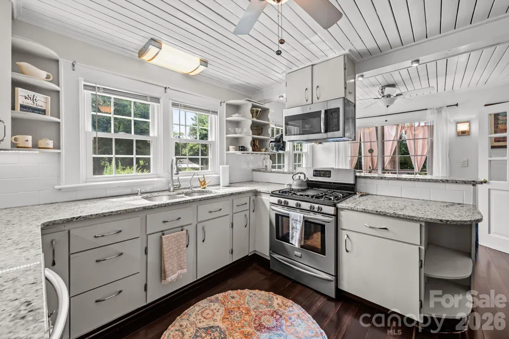 1537 S New Hope Road Gastonia, NC 28054