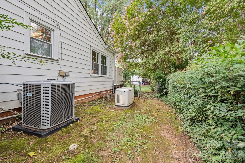 1537 S New Hope Road Gastonia, NC 28054