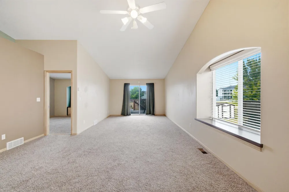 812 34th Avenue W West Fargo, ND 58078