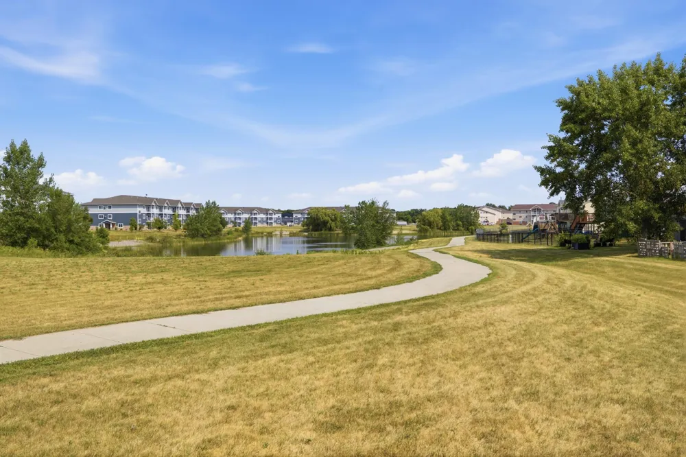 812 34th Avenue W West Fargo, ND 58078