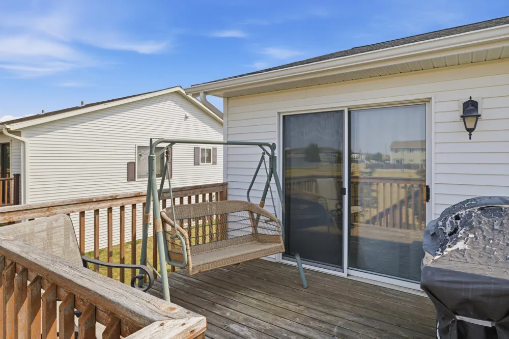812 34th Avenue W West Fargo, ND 58078