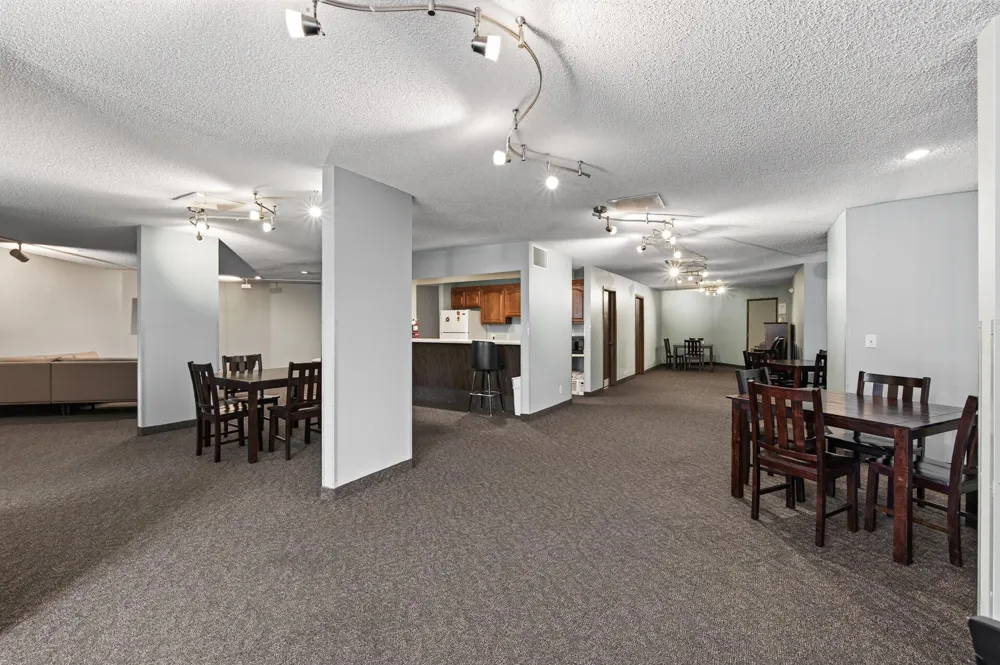 122 Demont Avenue E #362 Little Canada, MN 55117