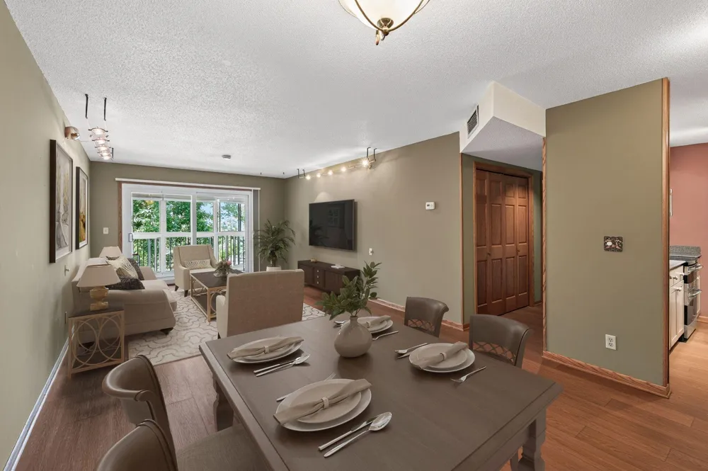 122 Demont Avenue E #362 Little Canada, MN 55117