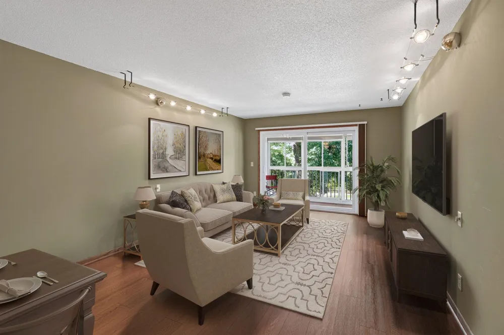 122 Demont Avenue E #362 Little Canada, MN 55117