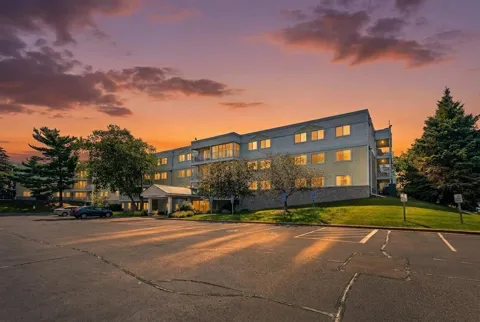 122 Demont Avenue E #362