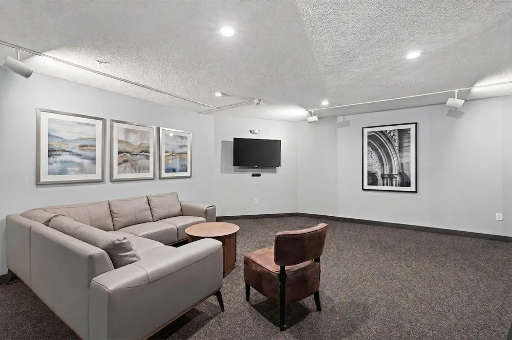 122 Demont Avenue E #362 Little Canada, MN 55117