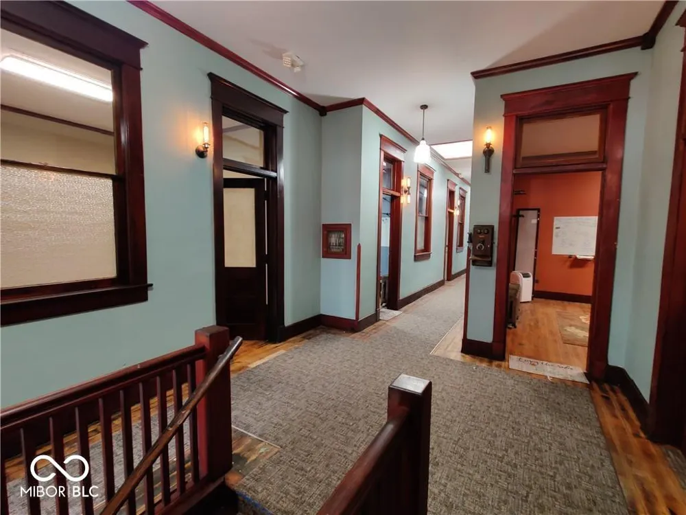 110-112 S Harrison Shelbyville, IN 46176