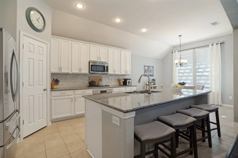 443 Brighton Street Roanoke, TX 76262