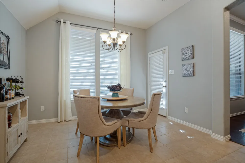 443 Brighton Street Roanoke, TX 76262