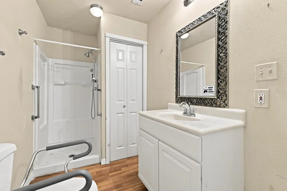 600 W Munson Street Denison, TX 75020